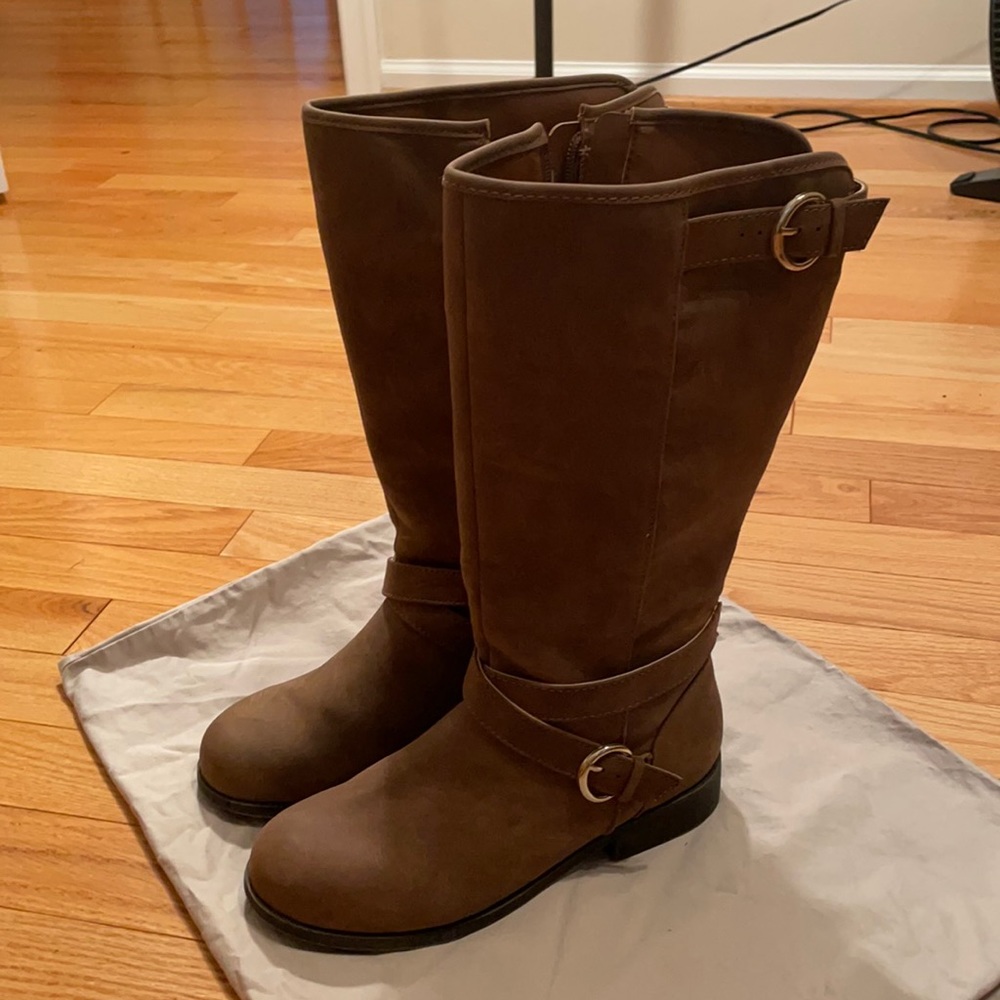 Cute Steve Madden buckle boots